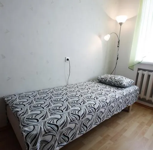 Lm Piiri Kuelaliskorter Lägenhet *